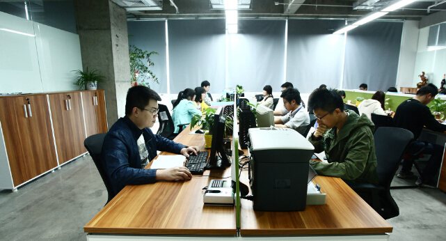 易奇科技开发部办公区